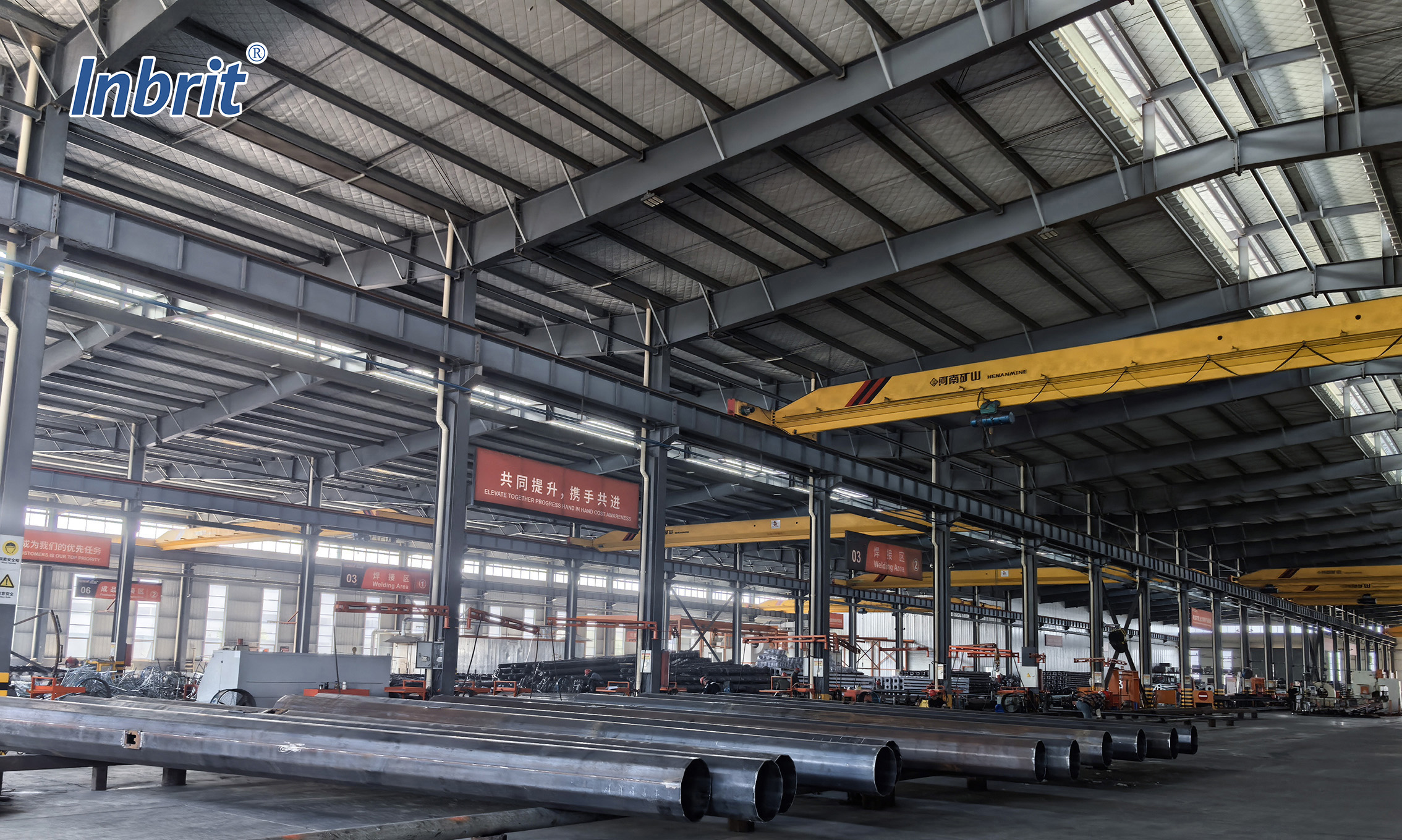 35m High Mast Light Pole Project: 8×400W LED Lights for Extensive Port Illumination